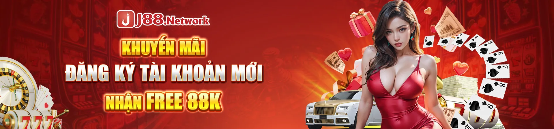 Biểu tượng bảo vệ dữ liệu và lá chắn an ninh trên nền xanh vàng